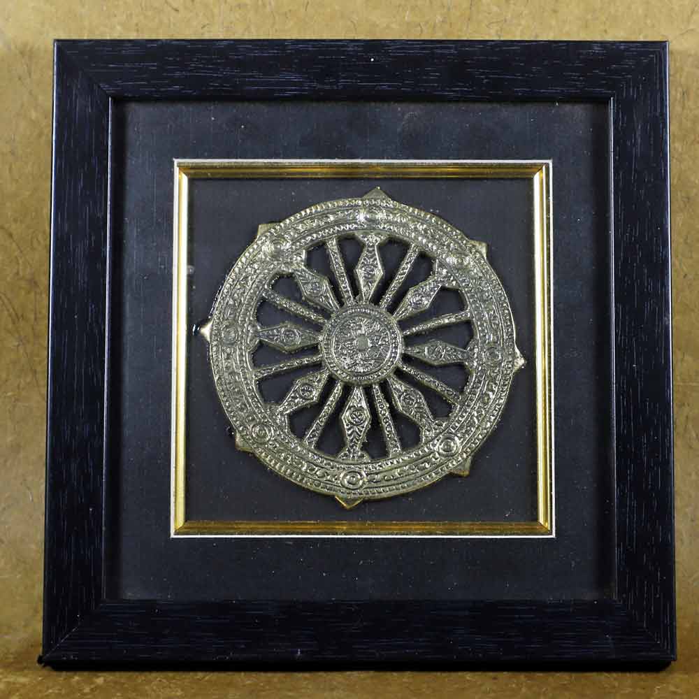 SmileSellers Konark Wheel Brass photo frame for home decor